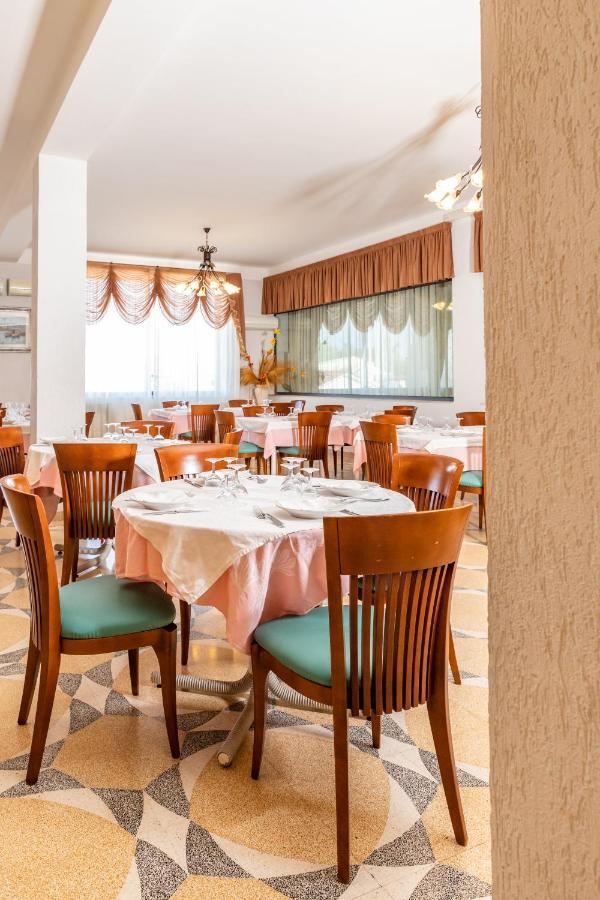 Racar Hotel Frigole Exterior photo